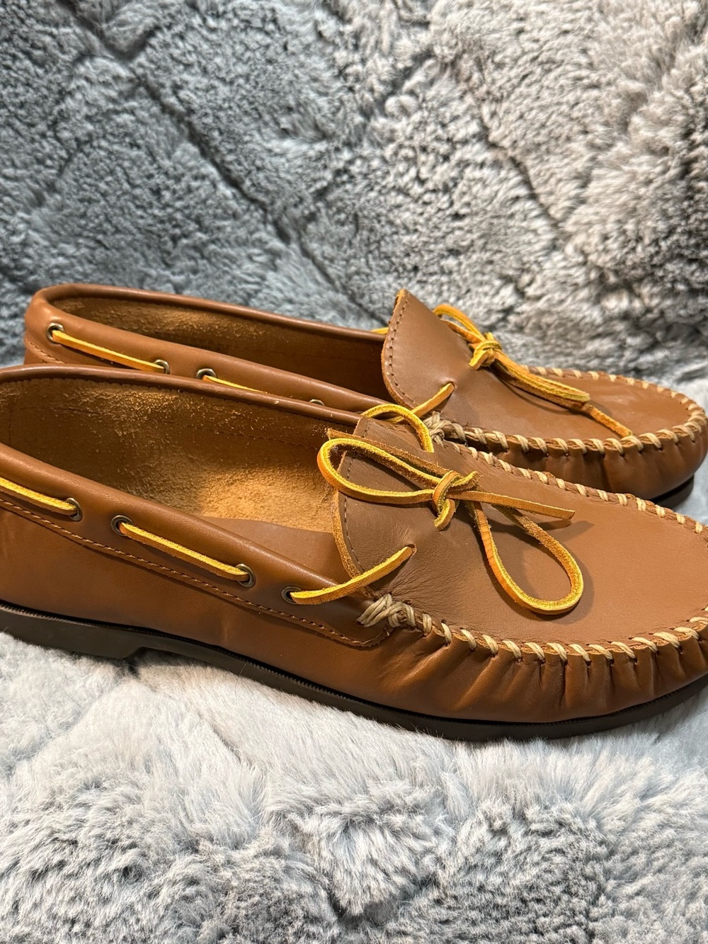 Minnetonka Brown Leather Mens 12 Moccasin Loafers with Yellow Laces